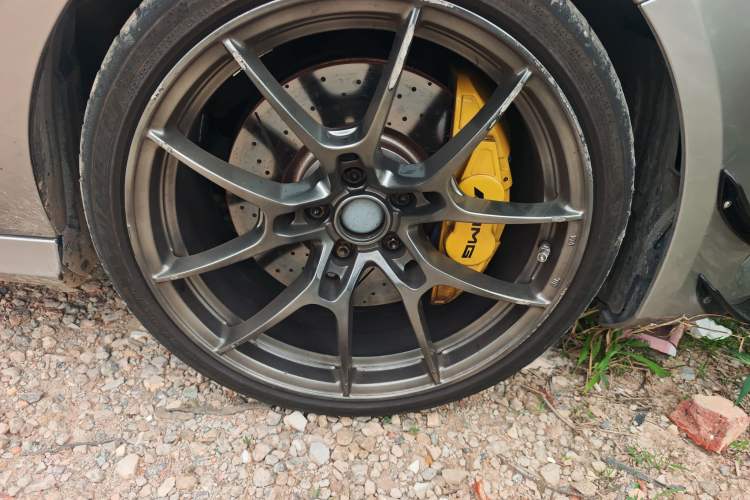 Used Mercedes-Benz A AMG 2016 AMG A 45 4MATIC Right Front Wheel Hub