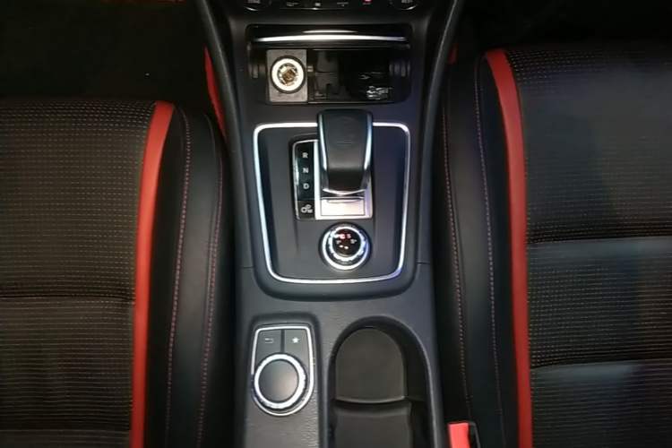 Used Mercedes-Benz A AMG 2016 AMG A 45 4MATIC Gear Lever