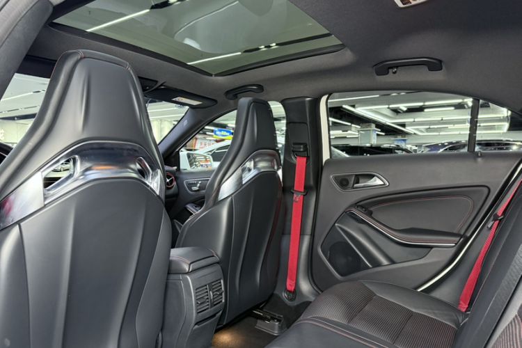 Used Mercedes-Benz A AMG 2016 AMG A 45 4MATIC Interior 1