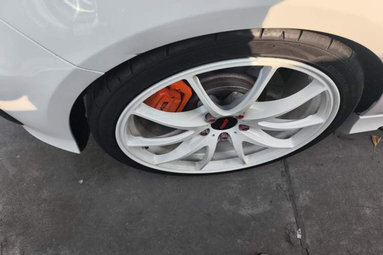 Used Mercedes-Benz A AMG 2016 AMG A 45 4MATIC Right Rear Wheel Hub