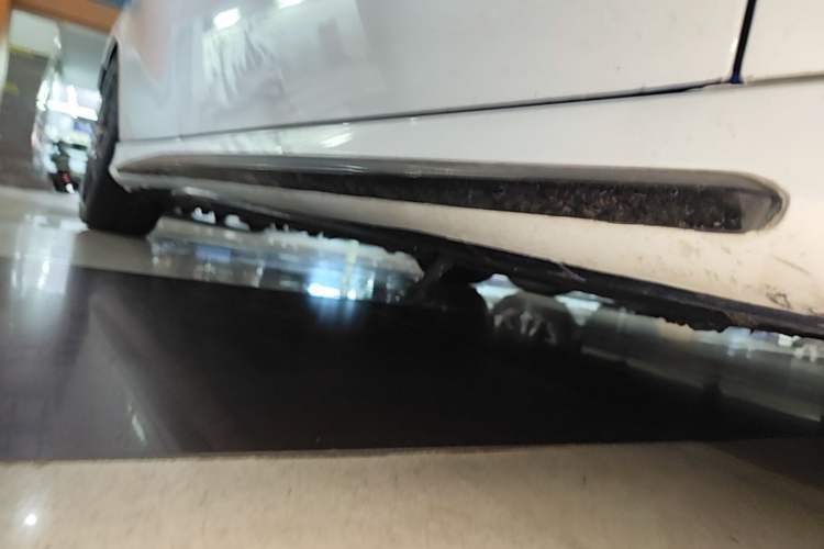 Used Mercedes-Benz A AMG 2016 AMG A 45 4MATIC Right Side Sill