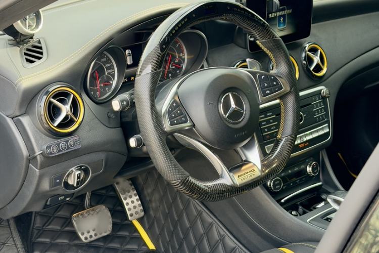Used Mercedes-Benz A AMG 2017 AMG A 45 4MATIC Midnight Thunder Limited Edition Interior 4