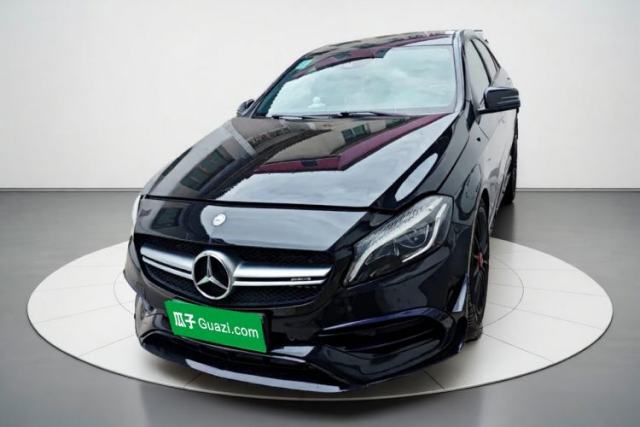 Mercedes-Benz A AMG 2017 Facelift AMG A 45 4MATIC China VI usado