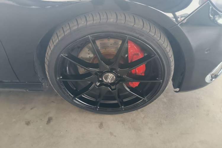 Used Mercedes-Benz A AMG 2017 Facelifted AMG A 45 4MATIC Right Front Wheel Hub