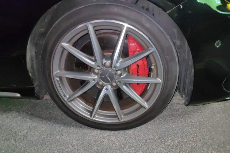 Used Mercedes-Benz A AMG 2017 Facelifted AMG A 45 4MATIC Right Front Wheel Hub