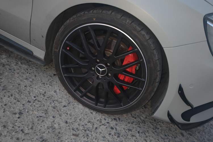 Used Mercedes-Benz A AMG 2017 Facelifted AMG A 45 4MATIC Right Front Wheel Hub