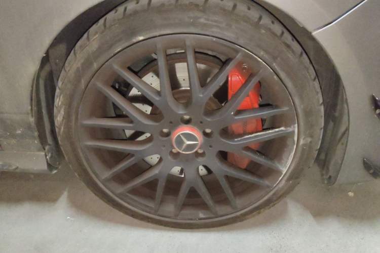 Used Mercedes-Benz A AMG 2017 Facelifted AMG A 45 4MATIC Right Front Wheel Hub