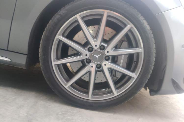 Used Mercedes-Benz A AMG 2017 Facelifted AMG A 45 4MATIC Right Front Wheel Hub