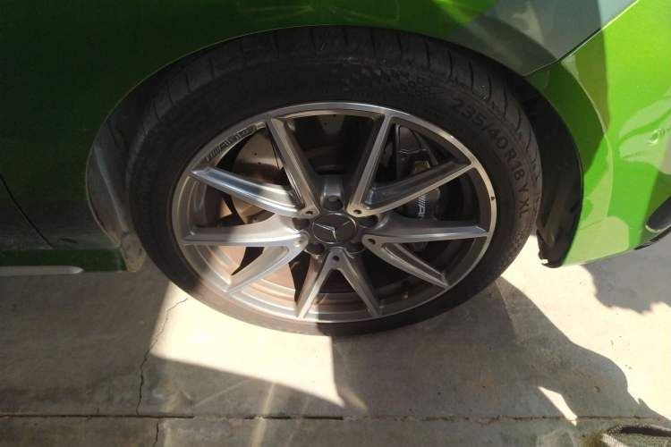 Used Mercedes-Benz A AMG 2017 Facelifted AMG A 45 4MATIC Right Front Wheel Hub