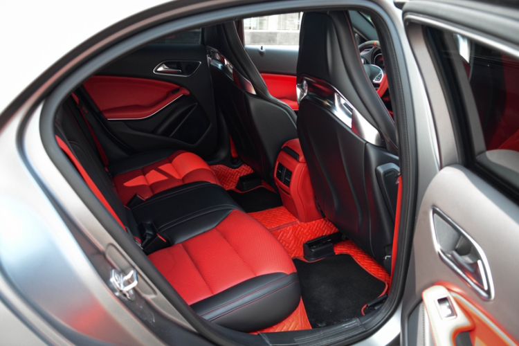 Used Mercedes-Benz A AMG 2017 Facelifted AMG A 45 4MATIC Interior 12