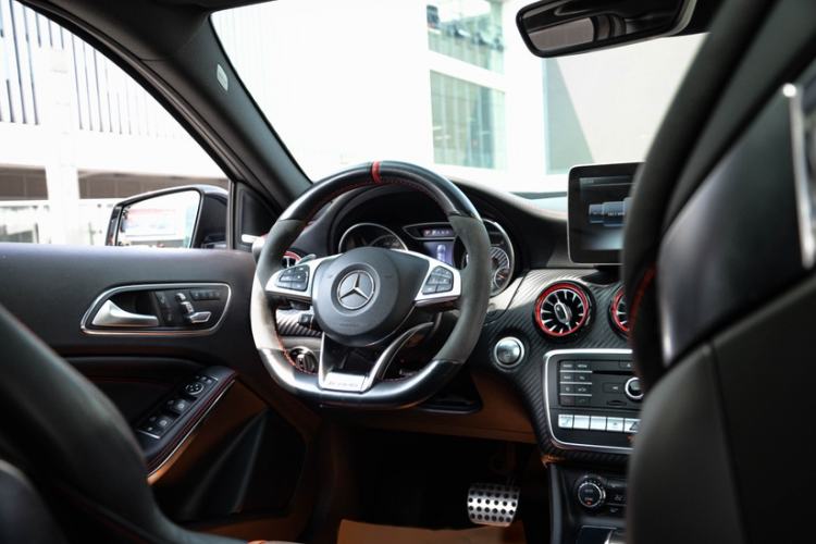 Used Mercedes-Benz A AMG 2017 AMG A 45 4MATIC Interior 7