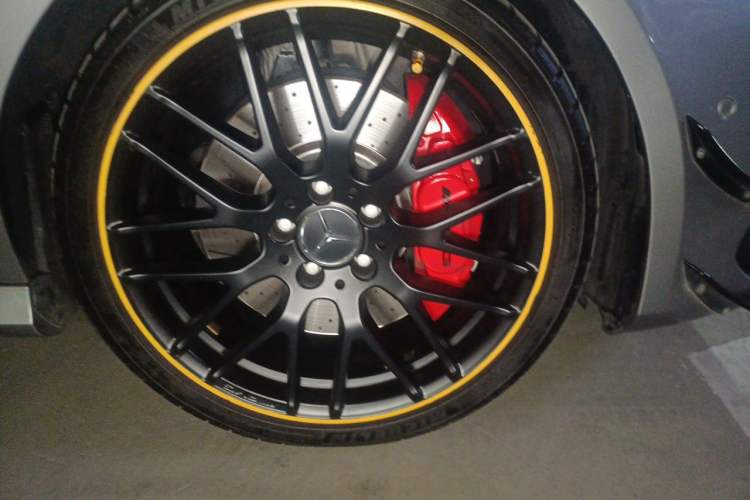 Used Mercedes-Benz A AMG 2017 Facelifted AMG A 45 4MATIC Right Front Wheel Hub