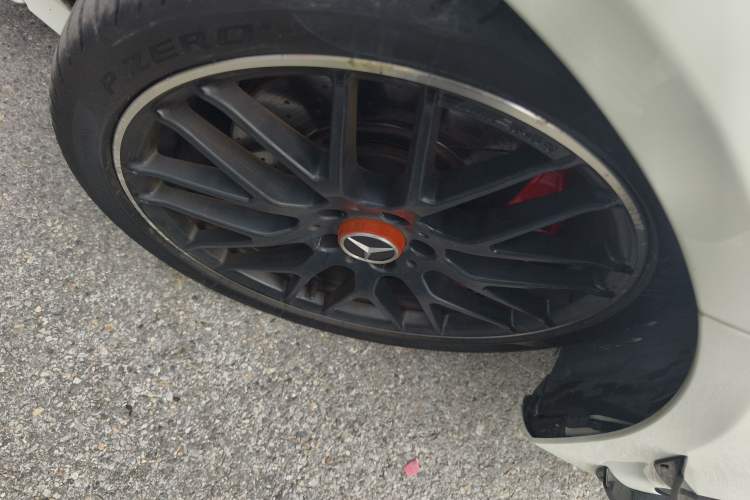 Used Mercedes-Benz A AMG 2017 Facelifted AMG A 45 4MATIC Right Front Wheel Hub