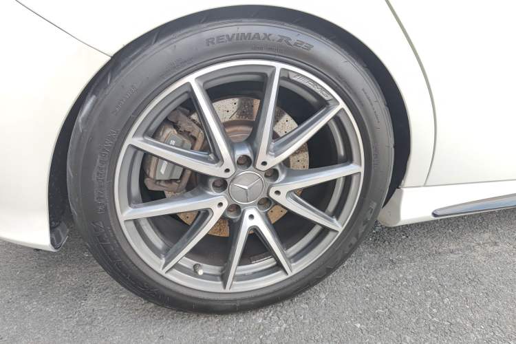 Used Mercedes-Benz A AMG 2017 Facelifted AMG A 45 4MATIC Right Rear Wheel Hub