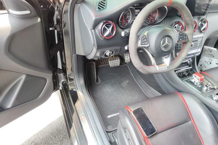 Used Mercedes-Benz A AMG 2018 AMG A 45 4MATIC Exclusive Edition Driver Seat