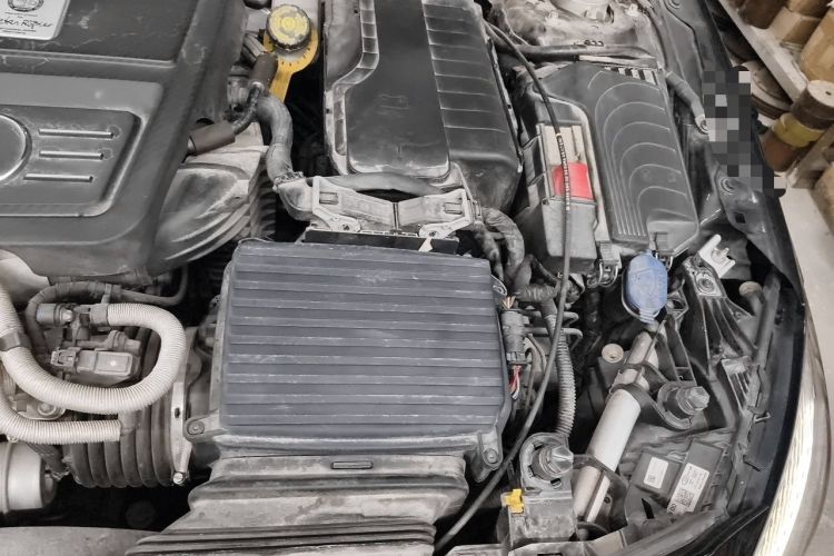 Used Mercedes-Benz A AMG 2018 AMG A 45 4MATIC Exclusive Edition Engine Bay Left