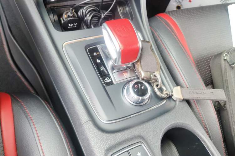 Used Mercedes-Benz A AMG 2018 AMG A 45 4MATIC Exclusive Edition Gear Lever