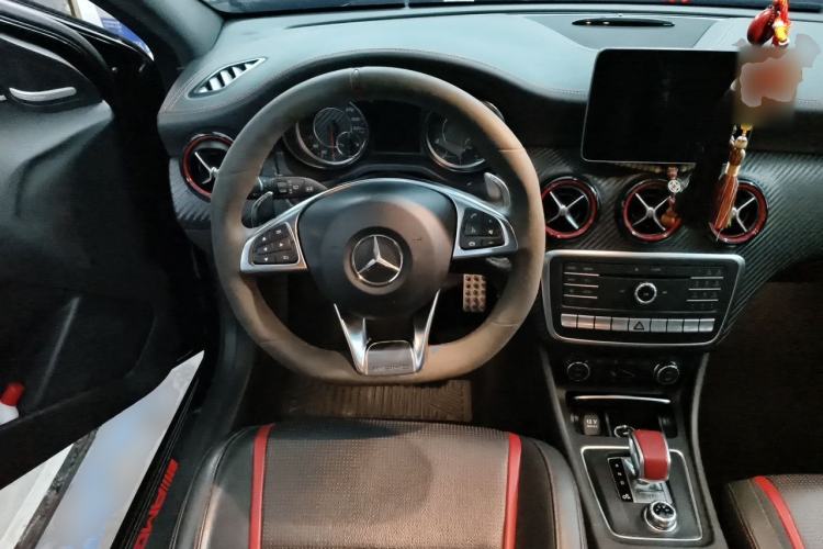 Used Mercedes-Benz A AMG 2018 AMG A 45 4MATIC Exclusive Edition Steering Wheel