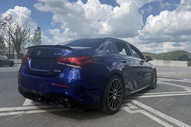 Used Mercedes-Benz A AMG 2019 AMG A 35 L 4MATIC Exterior 7