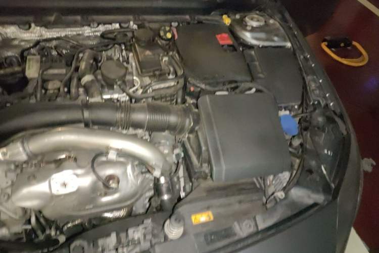 Used Mercedes-Benz A AMG 2019 AMG A 35 L 4MATIC Engine Bay Left