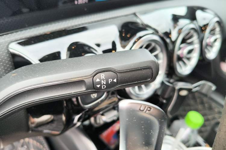 Used Mercedes-Benz A AMG 2019 AMG A 35 L 4MATIC First Edition Special Version Gear Lever