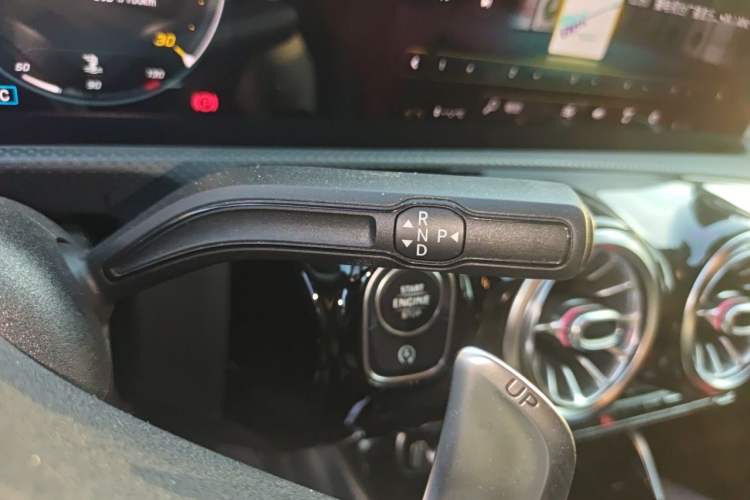 Used Mercedes-Benz A AMG 2019 AMG A 35 L 4MATIC Gear Lever