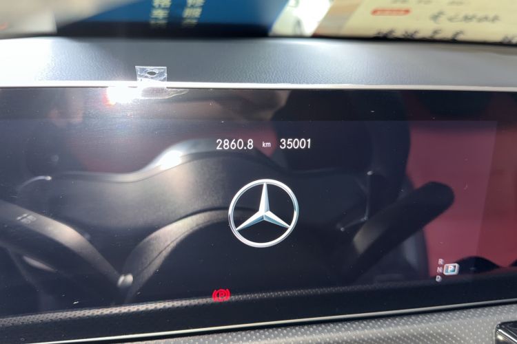 Used Mercedes-Benz A AMG 2019 AMG A 35 L 4MATIC Odometer Close Up