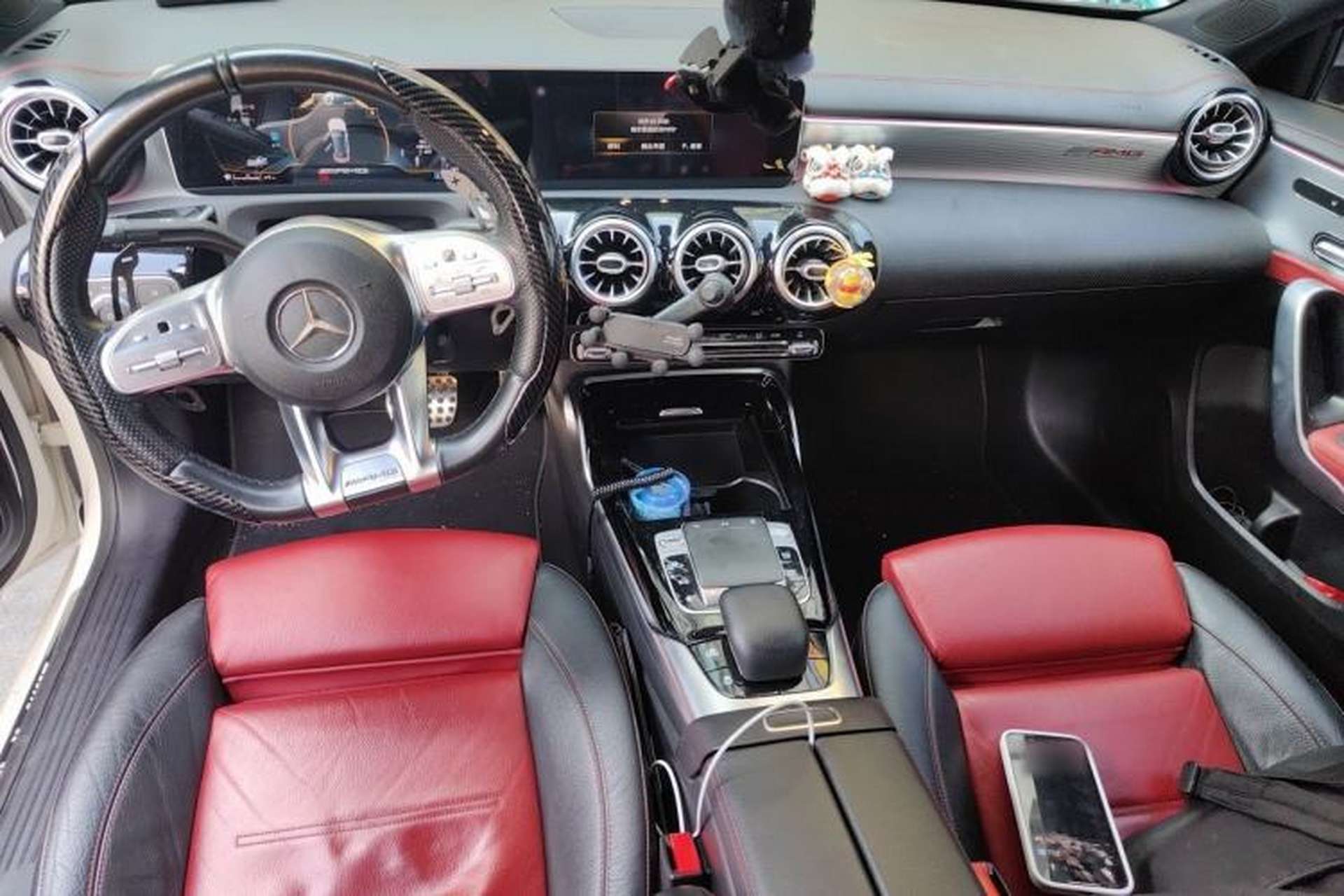 Used Mercedes-Benz A AMG 2019 AMG A 35 L 4MATIC Center Console