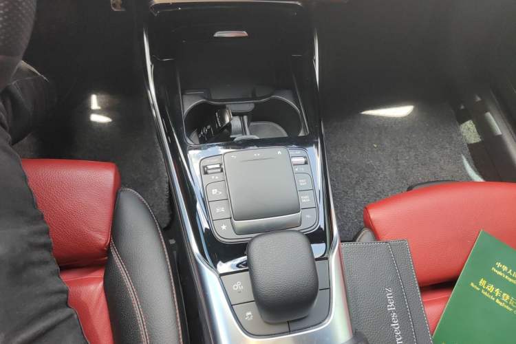Used Mercedes-Benz A AMG 2020 AMG A 35 4MATIC Gear Lever