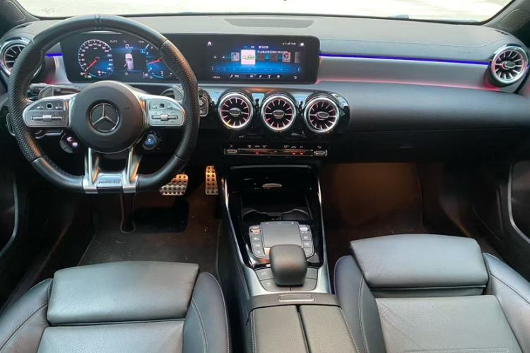 Used Mercedes-Benz A AMG 2020 Facelifted AMG A 35 4MATIC Interior 1