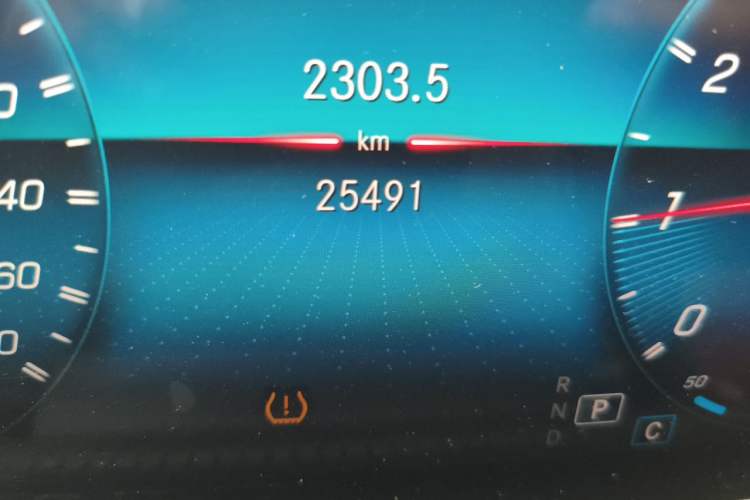 Used Mercedes-Benz A AMG 2020 AMG A 35 L 4MATIC Odometer Close Up