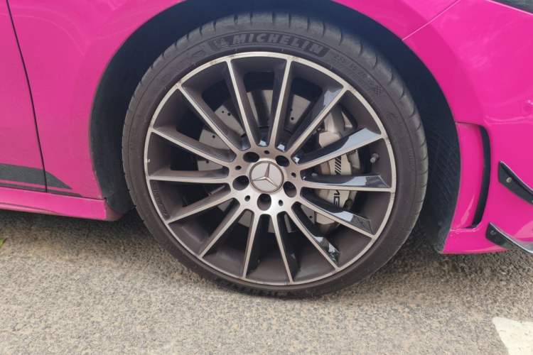 Used Mercedes-Benz A AMG 2020 AMG A 35 L 4MATIC Right Front Wheel Hub