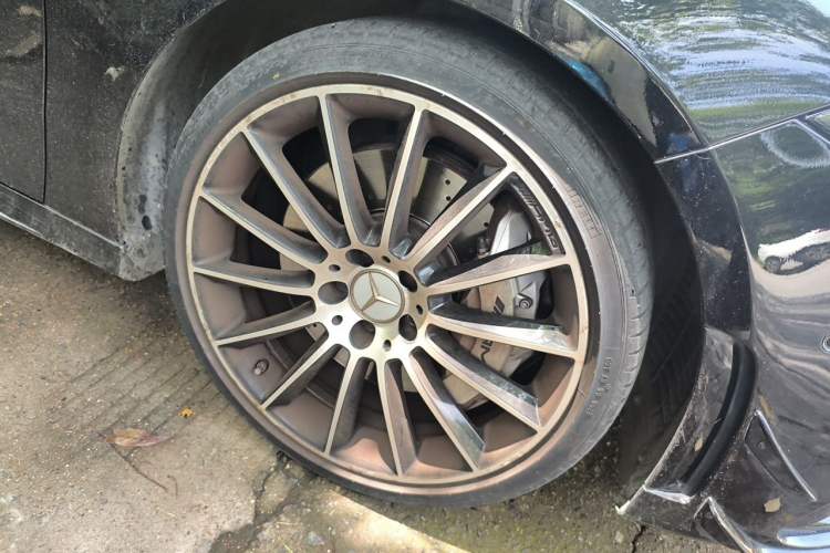 Used Mercedes-Benz A AMG  Right Front Wheel Hub