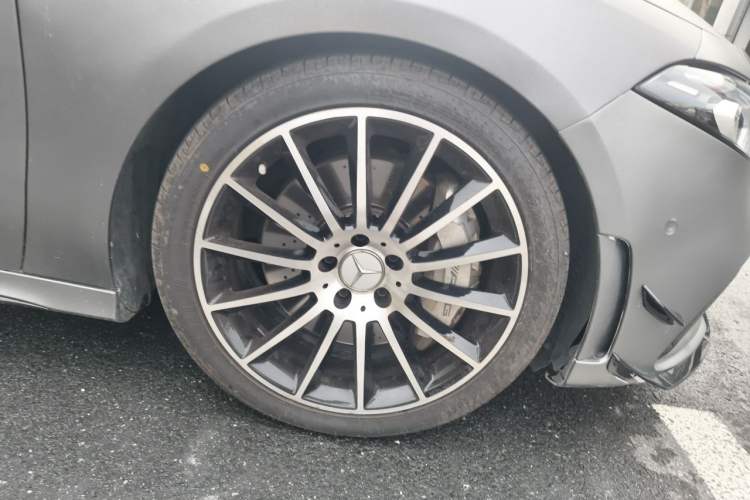Used Mercedes-Benz A AMG 2020 AMG A 35 4MATIC Right Front Wheel Hub