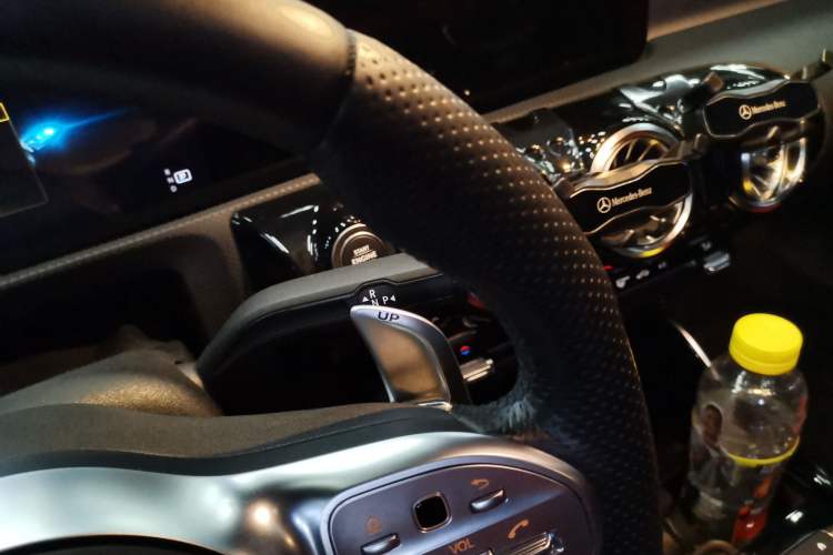 Used Mercedes-Benz A AMG 2020 AMG A 35 4MATIC Gear Lever
