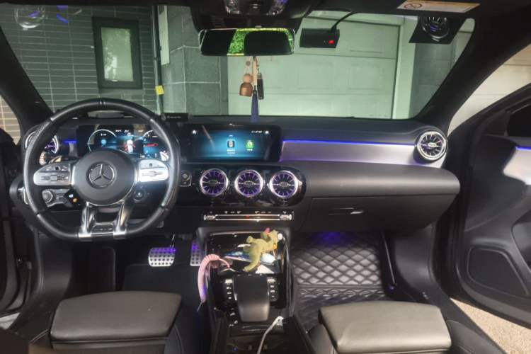 Used Mercedes-Benz A AMG 2020 AMG A 35 4MATIC Headliner