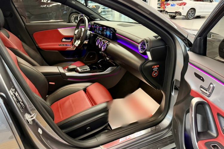 Used Mercedes-Benz A AMG 2020 AMG A 35 L 4MATIC Interior 1