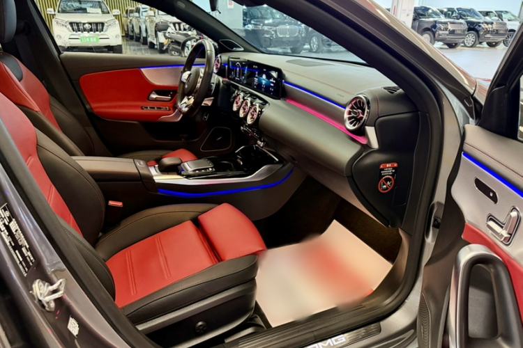 Used Mercedes-Benz A AMG 2020 AMG A 35 L 4MATIC Interior 3