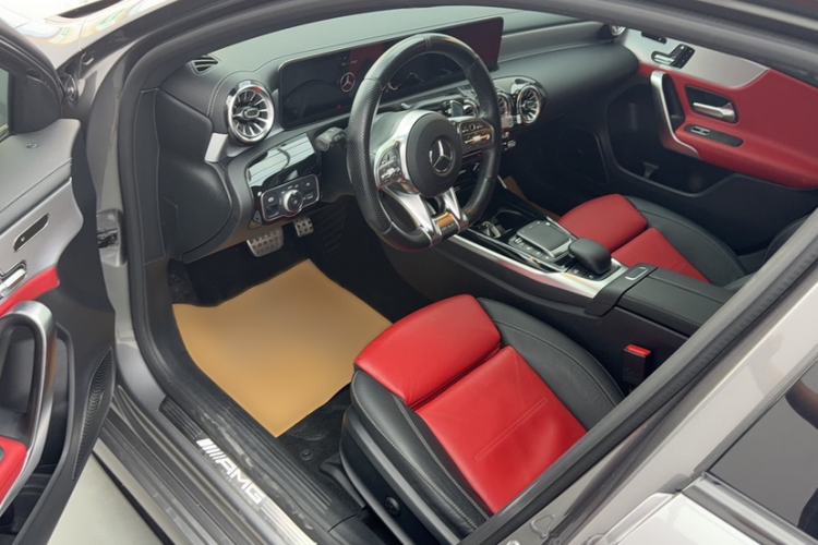 Used Mercedes-Benz A AMG 2020 Facelifted AMG A 35 4MATIC Interior 3
