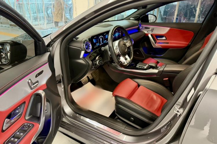 Used Mercedes-Benz A AMG 2020 AMG A 35 L 4MATIC Interior 5
