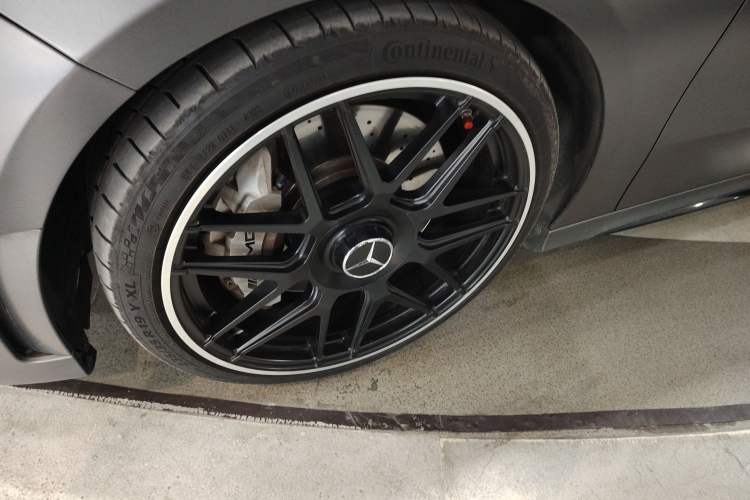 Used Mercedes-Benz A AMG 2020 Facelifted AMG A 35 4MATIC Left Front Wheel Hub