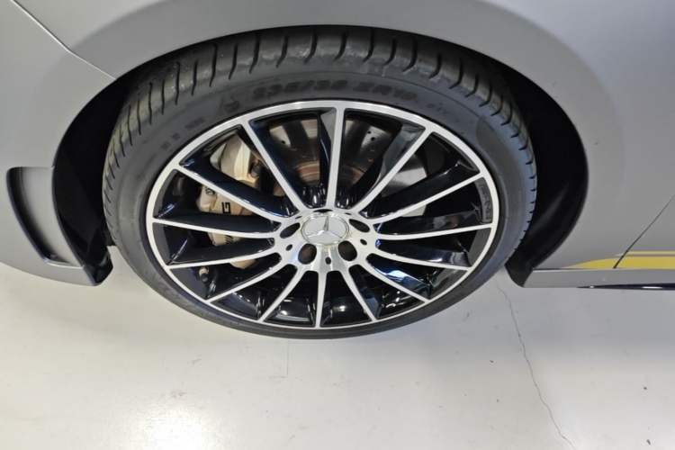Used Mercedes-Benz A AMG 2020 AMG A 35 4MATIC Left Front Wheel Hub