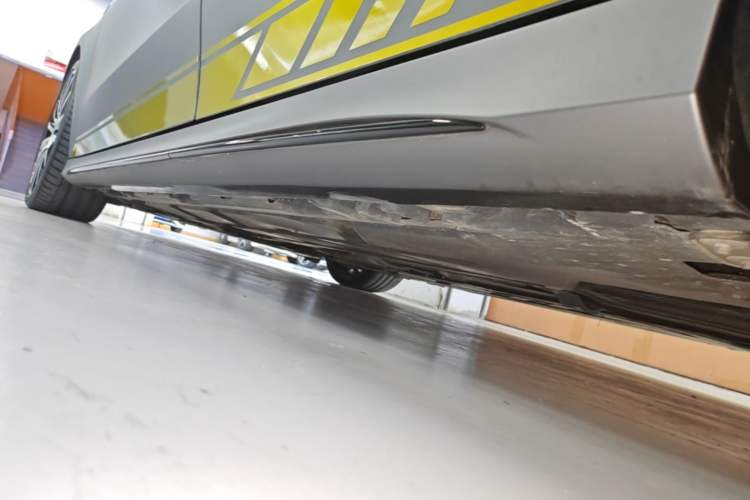 Used Mercedes-Benz A AMG 2020 AMG A 35 4MATIC Left Side Sill