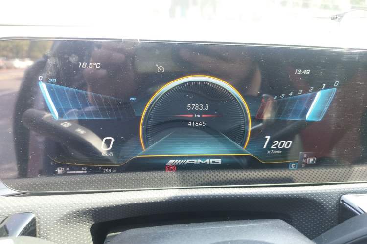 Used Mercedes-Benz A AMG 2020 Facelifted AMG A 35 4MATIC Odometer Close Up