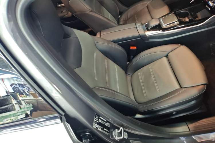 Used Mercedes-Benz A AMG 2020 AMG A 35 4MATIC Right Front Seat