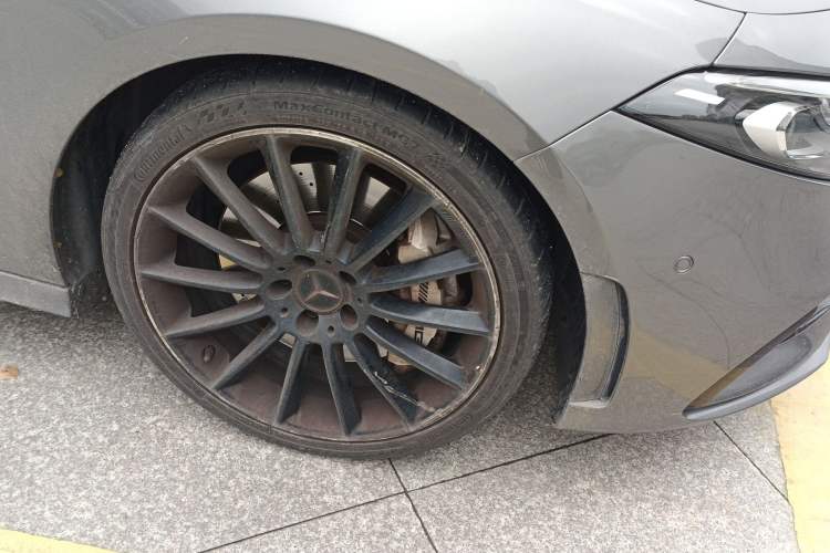 Used Mercedes-Benz A AMG 2020 Facelifted AMG A 35 4MATIC Right Front Wheel Hub