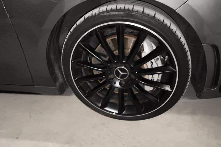 Used Mercedes-Benz A AMG 2020 Facelifted AMG A 35 4MATIC Right Front Wheel Hub