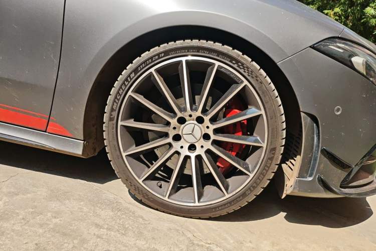 Used Mercedes-Benz A AMG 2020 Facelifted AMG A 35 4MATIC Right Front Wheel Hub