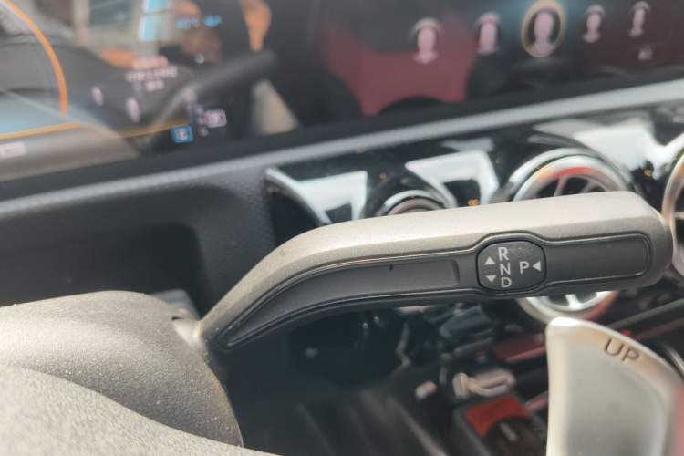 Used Mercedes-Benz A AMG 2020 Facelift AMG A 35 4MATIC First Edition Special Version Gear Lever