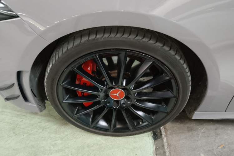 Used Mercedes-Benz A AMG 2020 Facelifted AMG A 35 4MATIC Left Front Wheel Hub